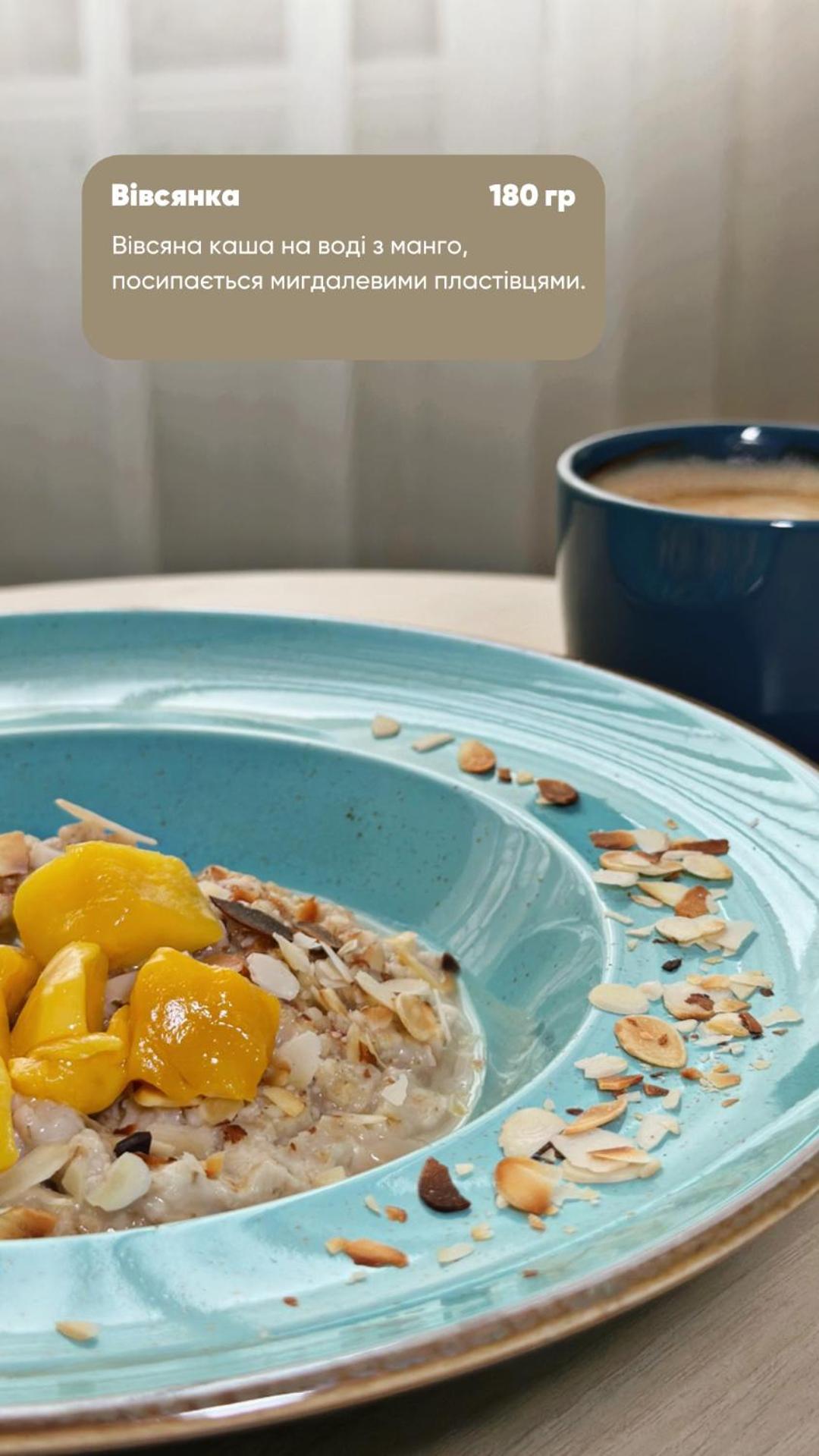 Hotel Versailles 루치크 외부 사진