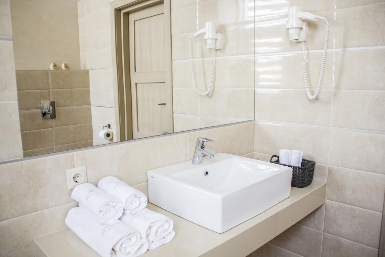 Hotel Versailles 루치크 객실 사진