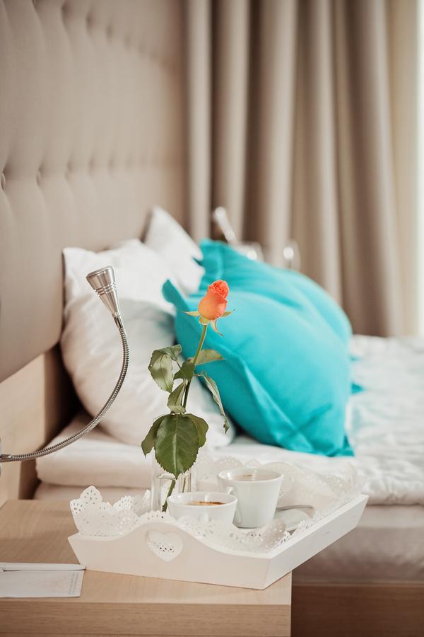 Hotel Versailles 루치크 외부 사진